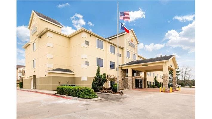 Comfort Inn & Suites IAH Bush Airport - East - Airport shuttle hotel near IAH