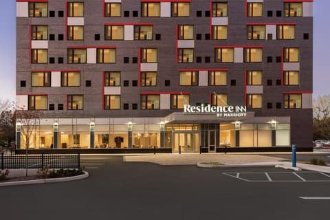 Residence Inn by Marriott New York JFK Airport - Airport shuttle hotel near LGA