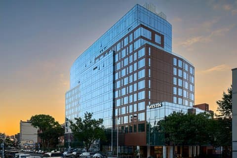 The Westin Flushing LaGuardia Airport - Airport shuttle hotel near LGA