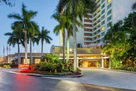 Fort Lauderdale Marriott North - Airport shuttle hotel near FLL