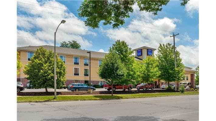 Sleep Inn & Suites Milwaukee Airport - Airport shuttle hotel near MKE
