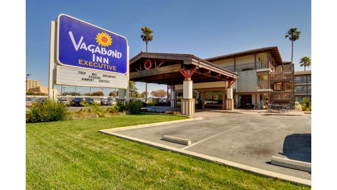 Vagabond Inn Executive - San Francisco Airport Bayfront (SFO) - Airport shuttle hotel near SFO