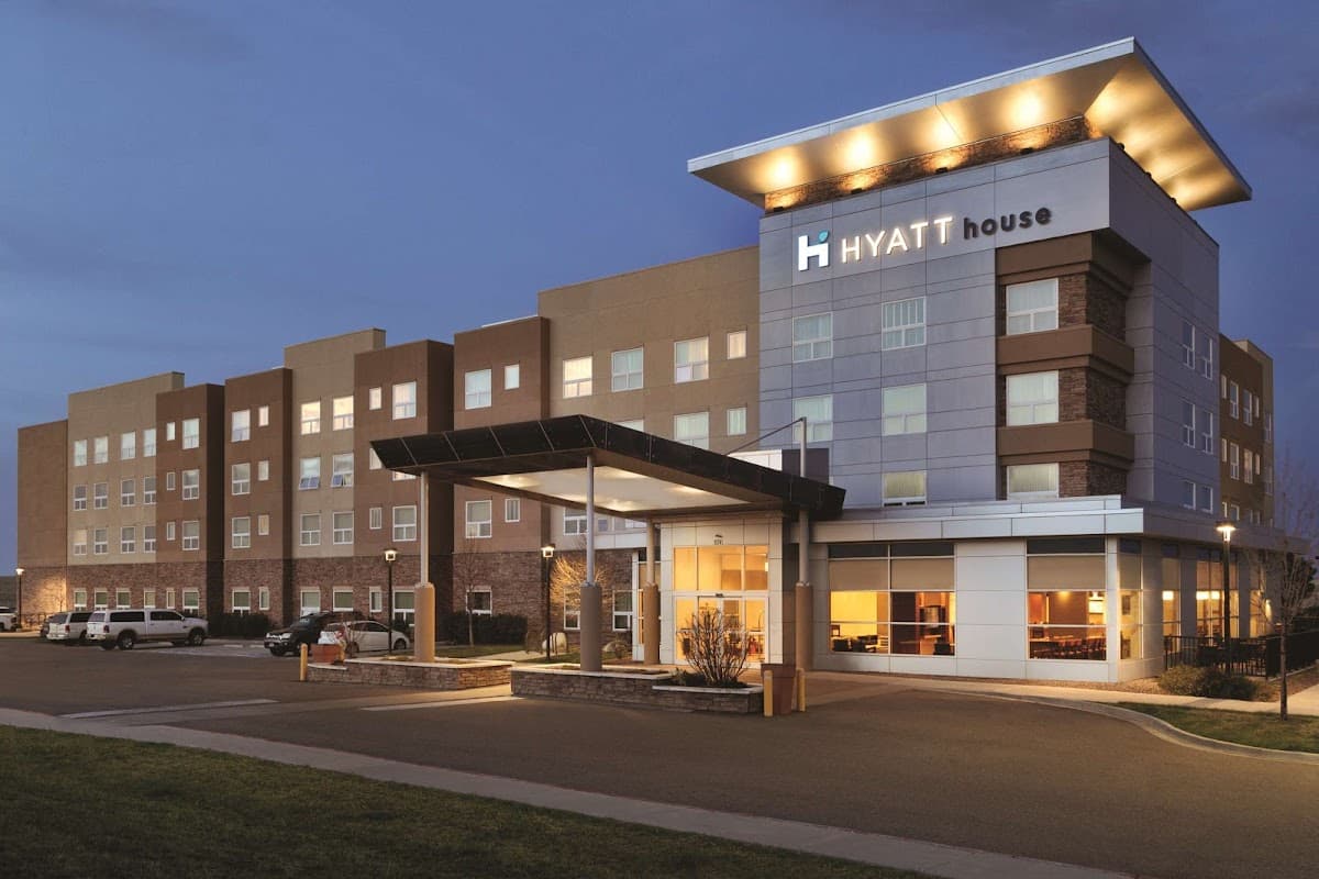 Hyatt House Denver Airport - Airport shuttle hotel near DEN