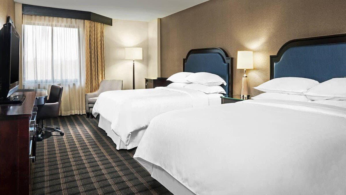 Sheraton Charlotte Airport Hotel - Airport shuttle hotel near CLT