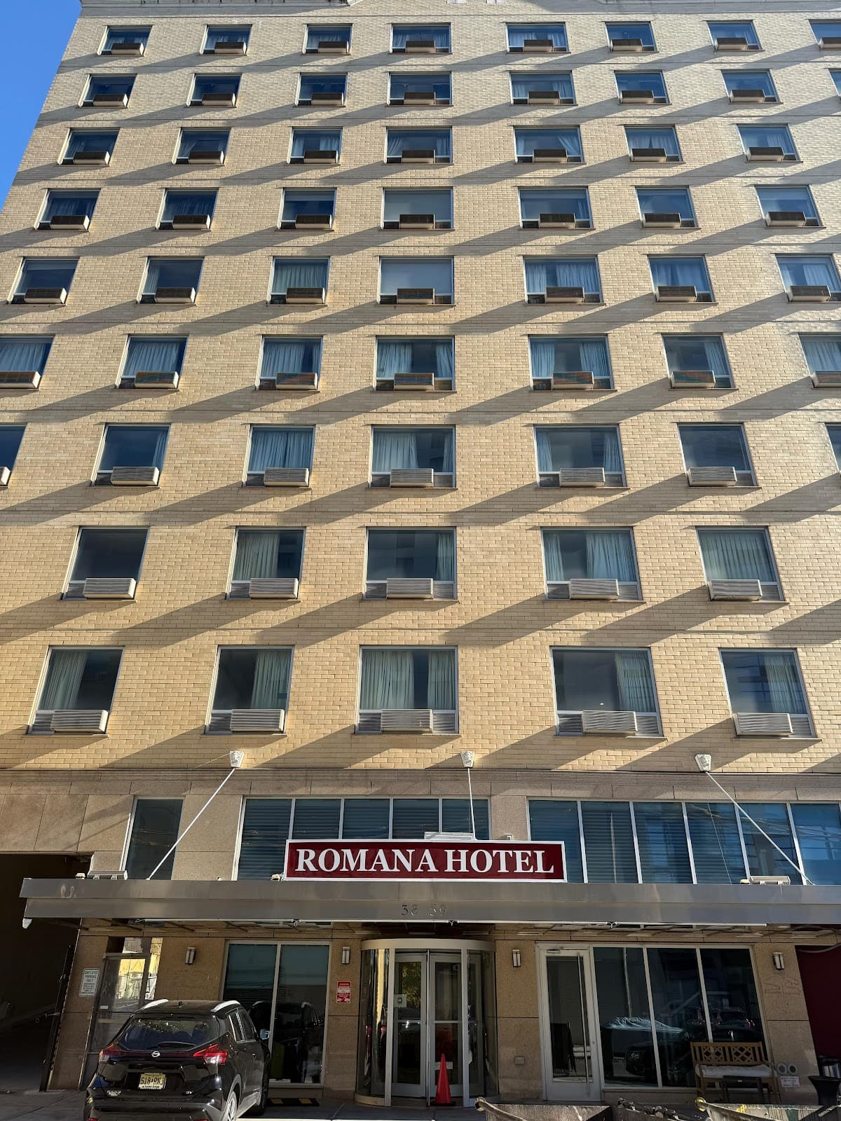 Romana Hotel - NYC - Airport shuttle hotel near LGA