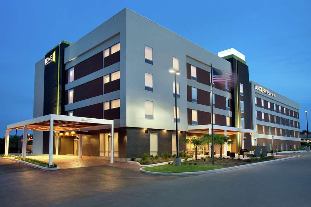 Home2 Suites by Hilton San Antonio Airport, TX - Airport shuttle hotel near SAT