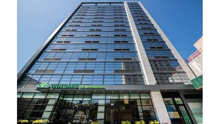 Wingate by Wyndham Long Island City - Airport shuttle hotel near LGA