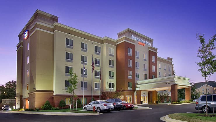 Fairfield by Marriott Inn & Suites Baltimore BWI Airport - Airport shuttle hotel near BWI