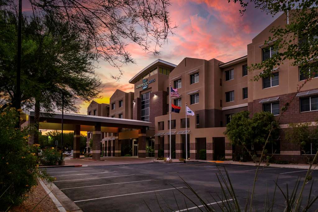 Homewood Suites by Hilton Phoenix Airport South - Airport shuttle hotel near PHX