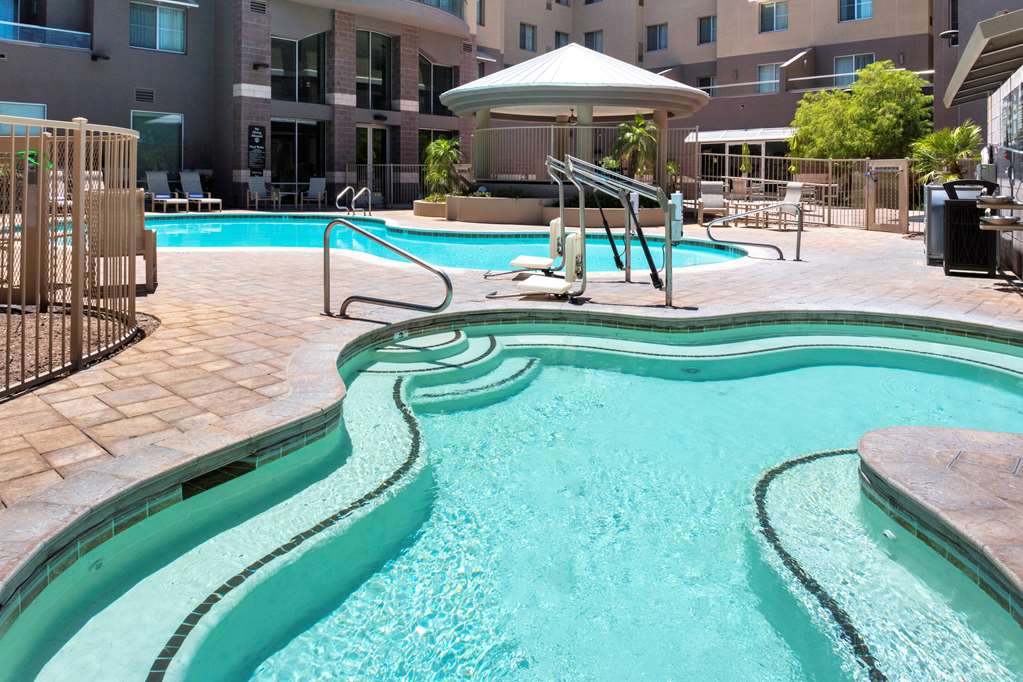 Homewood Suites by Hilton Phoenix Airport South - Airport shuttle hotel near PHX