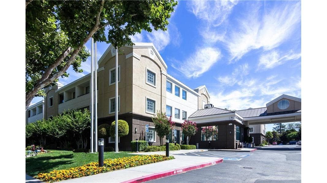 Country Inn & Suites by Radisson, San Jose International Airport, CA - Airport shuttle hotel near SJC