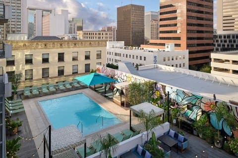 Alma San Diego Downtown, a Tribute Portfolio Hotel - Airport shuttle hotel near SAN
