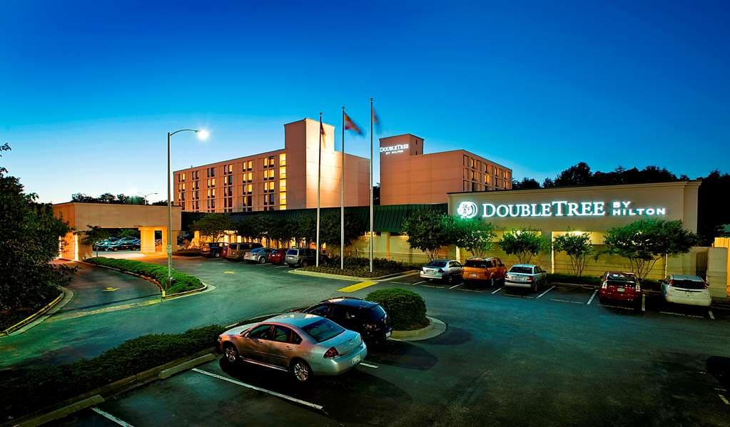 DoubleTree by Hilton Hotel Baltimore - BWI Airport - Airport shuttle hotel near BWI