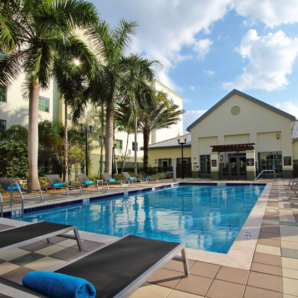 Homewood Suites by Hilton Ft.Lauderdale Airport-Cruise Port - Airport shuttle hotel near FLL