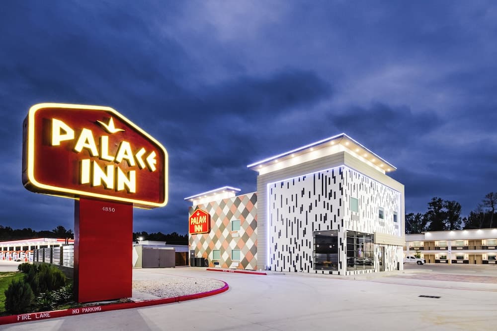Palace Inn IAH FM 1960 - Airport shuttle hotel near IAH