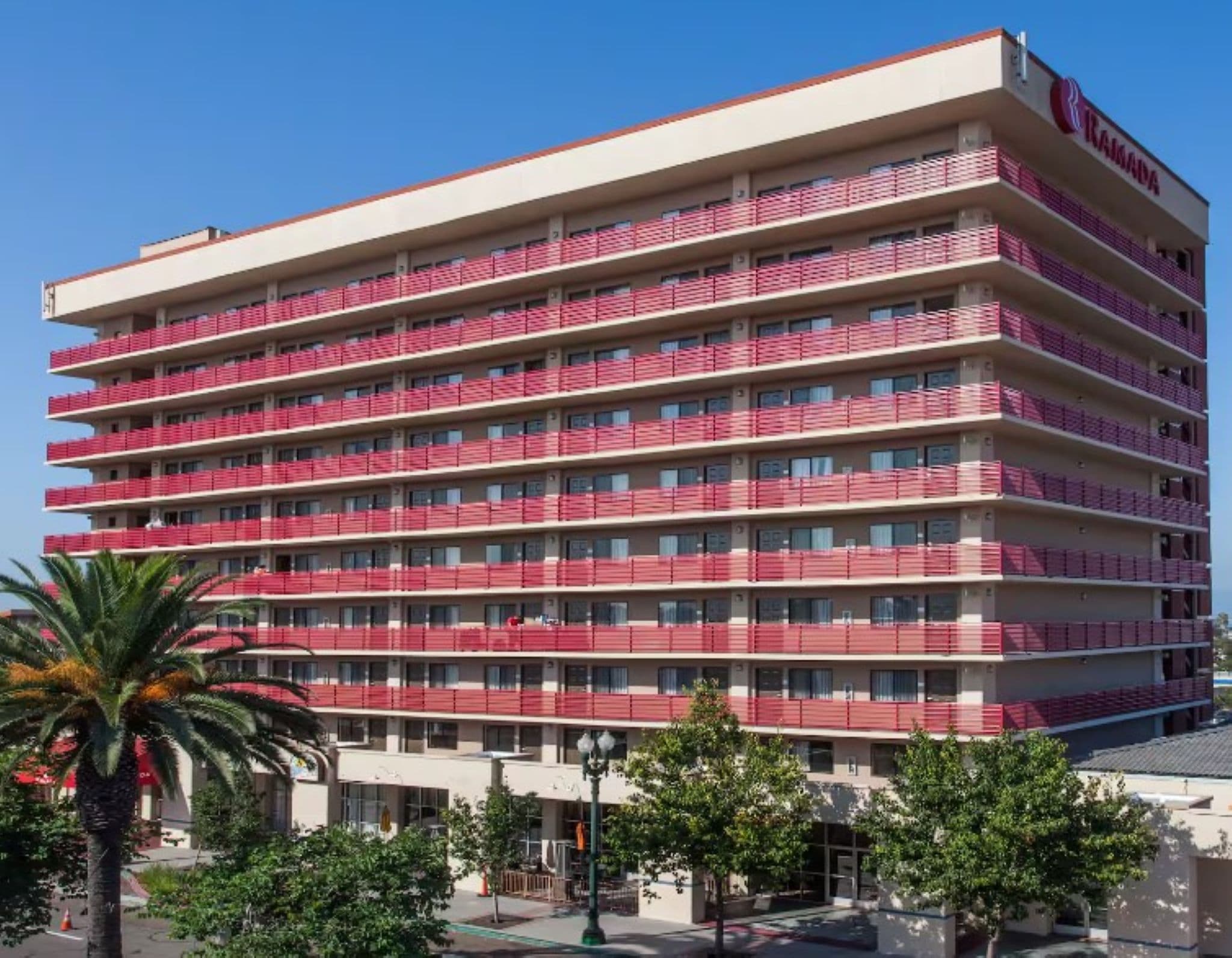 Ramada by Wyndham San Diego National City - Airport shuttle hotel near SAN