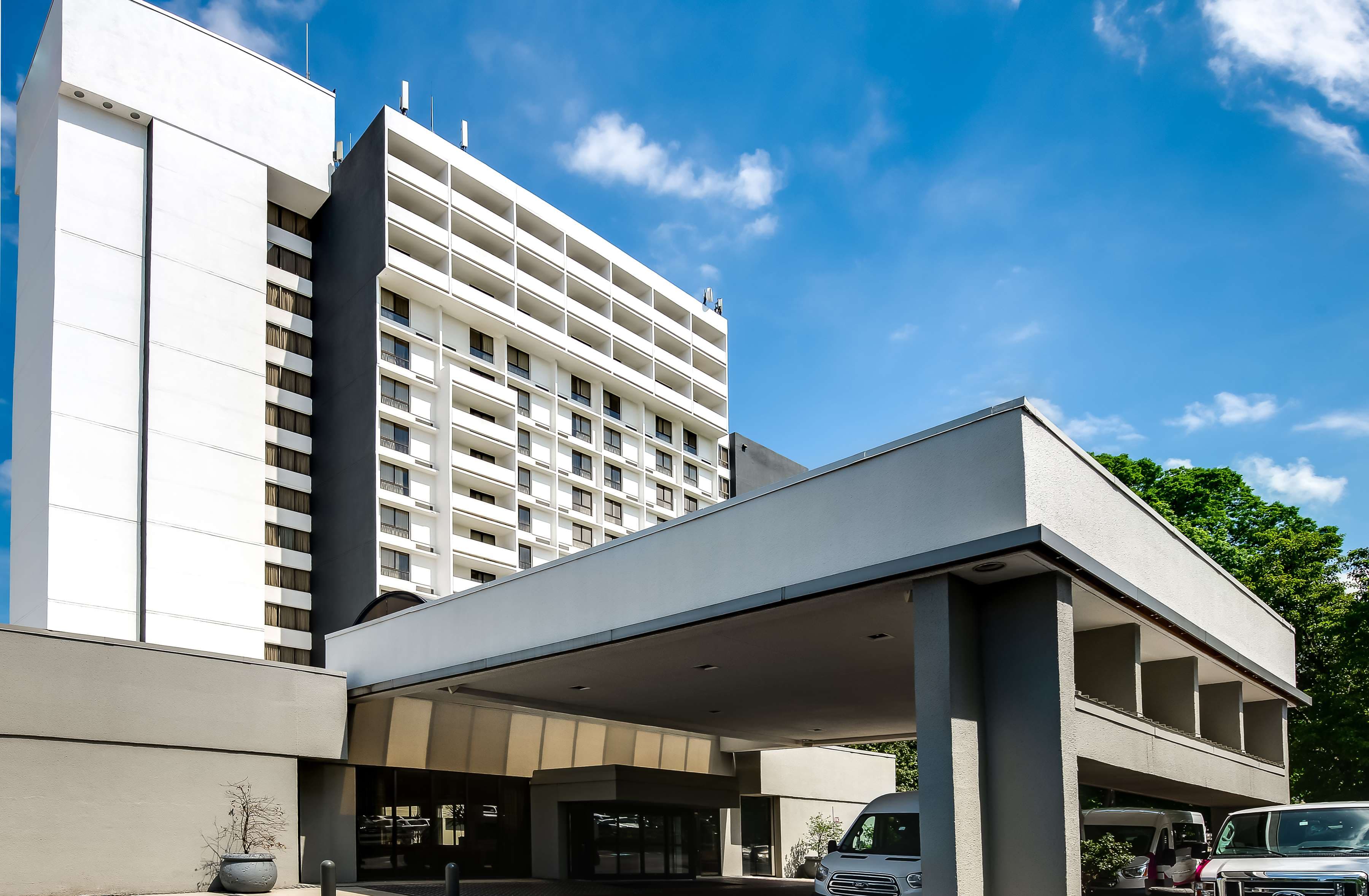 Sonesta Charlotte Lower South End - Airport shuttle hotel near CLT